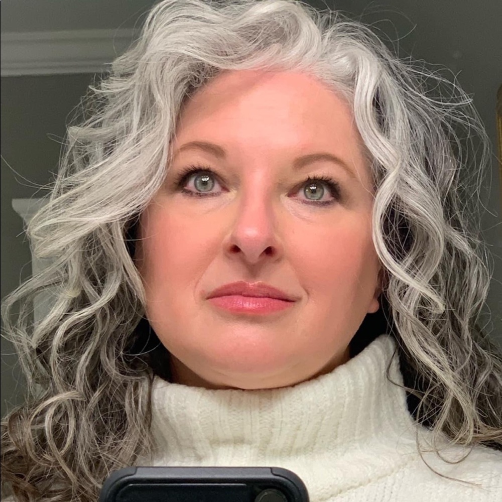 Meet your Posher, Kelly